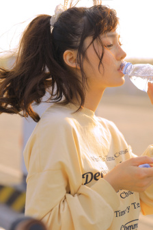 东北乡村女RAPPER
